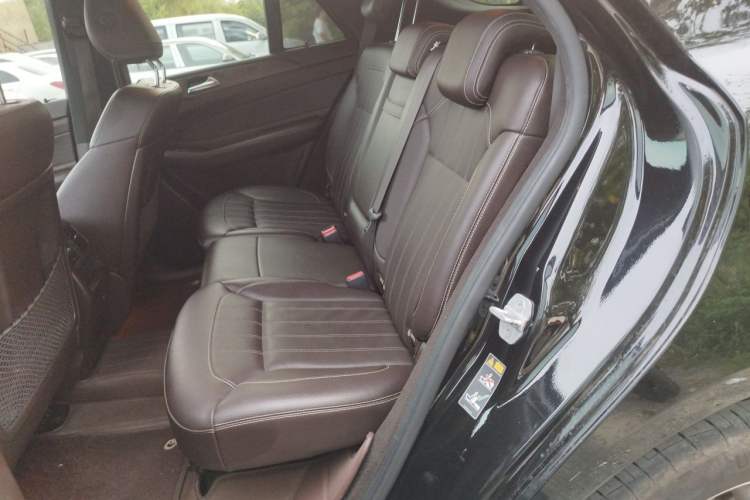Used Mercedes-Benz GLE 2016 GLE 320 4MATIC Dynamic Edition Left Rear Seat