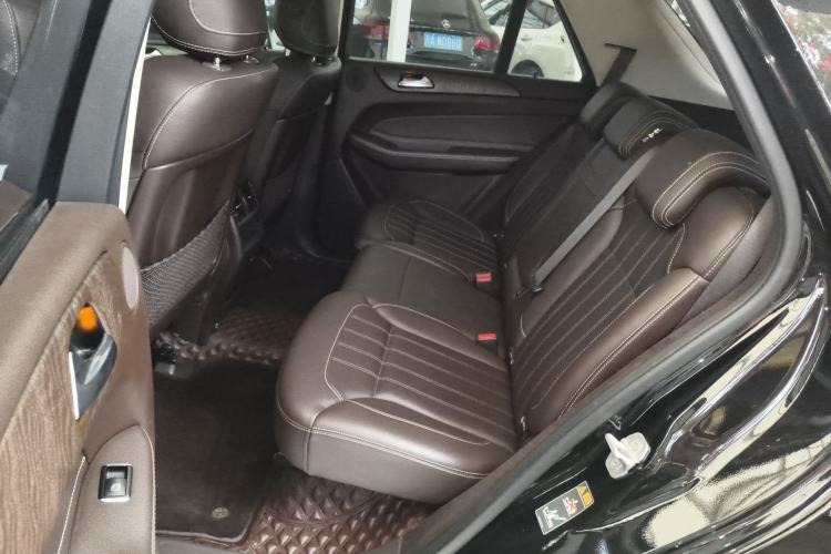Used Mercedes-Benz GLE 2016 GLE 400 4MATIC Left Rear Seat