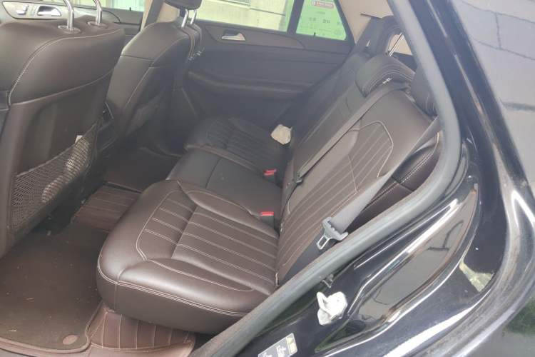 Used Mercedes-Benz GLE 2016 GLE 400 4MATIC Left Rear Seat