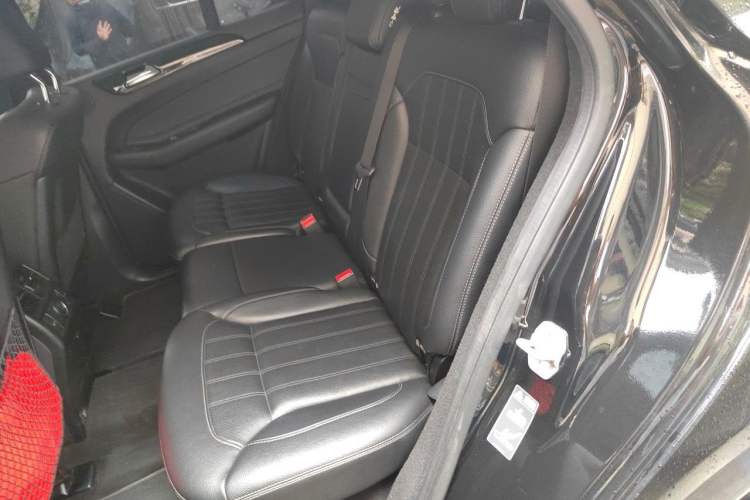 Used Mercedes-Benz GLE  Left Rear Seat