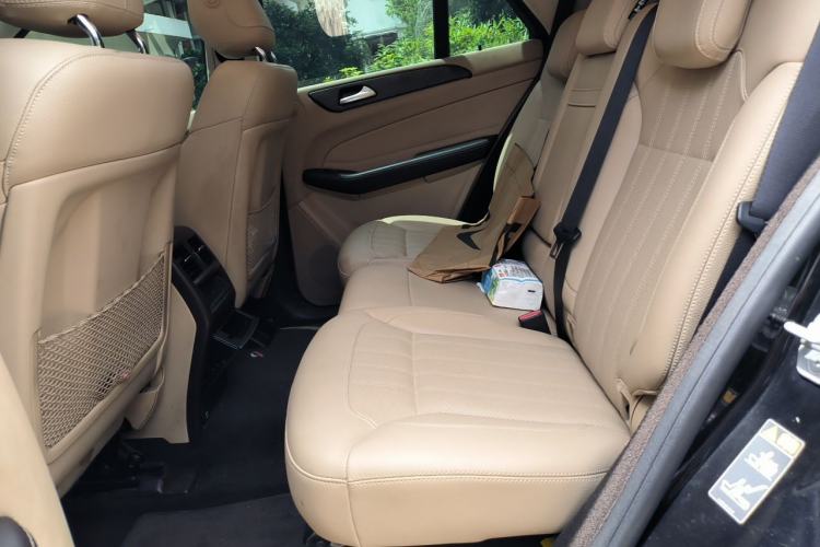 Used Mercedes-Benz GLE 2016 GLE 400 4MATIC Left Rear Seat