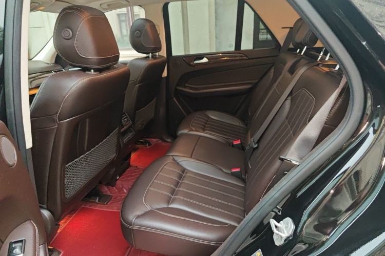 Used Mercedes-Benz GLE 2016 GLE 350 d 4MATIC Left Rear Seat