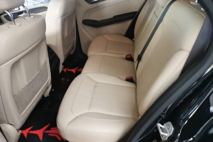 Used Mercedes-Benz GLE 2016 GLE 400 4MATIC Left Rear Seat