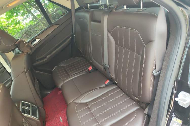 Used Mercedes-Benz GLE 2016 GLE 400 4MATIC Left Rear Seat