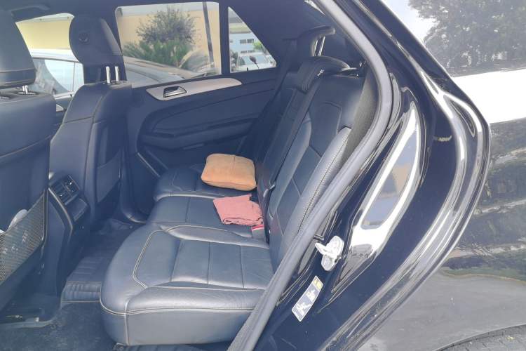 Used Mercedes-Benz GLE 2016 GLE 450 AMG 4MATIC Left Rear Seat