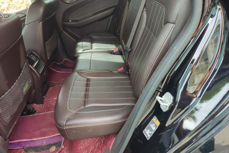 Used Mercedes-Benz GLE 2016 GLE 320 4MATIC Dynamic Edition Left Rear Seat