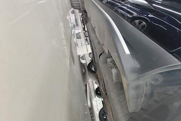 Used Mercedes-Benz GLE 2016 GLE 400 4MATIC Left Side Sill