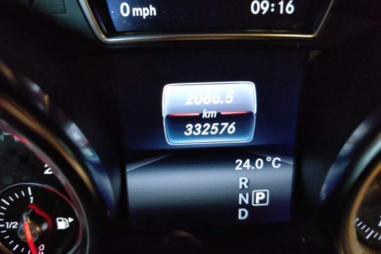 Used Mercedes-Benz GLE 2016 GLE 450 AMG 4MATIC Odometer Close Up