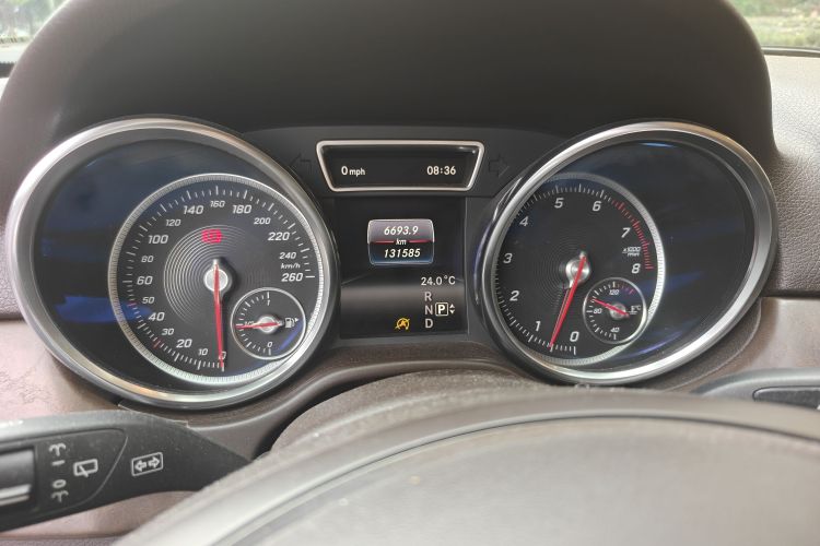 Used Mercedes-Benz GLE 2016 GLE 320 4MATIC Dynamic Edition Odometer Close Up
