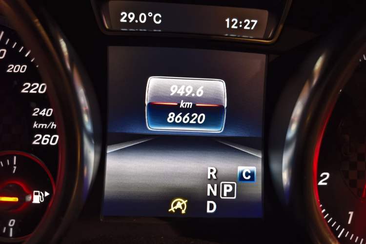 Used Mercedes-Benz GLE 2016 GLE 450 AMG 4MATIC Odometer Close Up