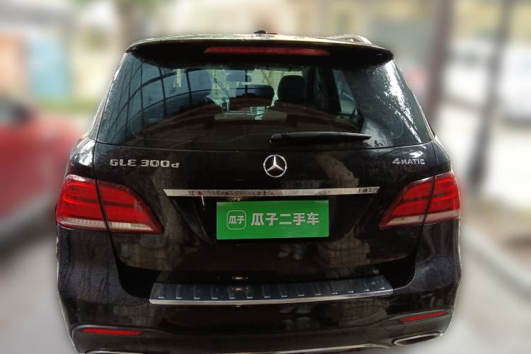 Used Mercedes-Benz GLE 2016 GLE 300 d 4MATIC Rear