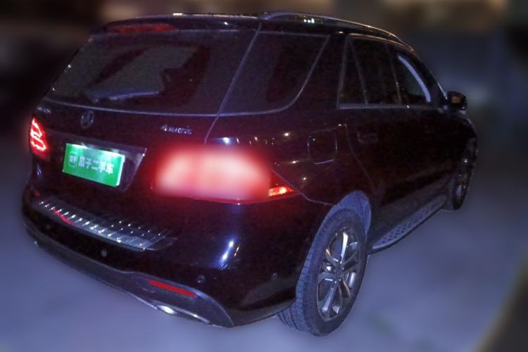 Used Mercedes-Benz GLE 2016 GLE 320 4MATIC Luxury Model Rear Right 45 Deg