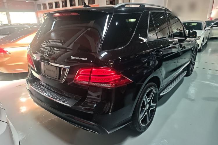 Used Mercedes-Benz GLE 2016 GLE 450 AMG 4MATIC Rear Right 45 Deg