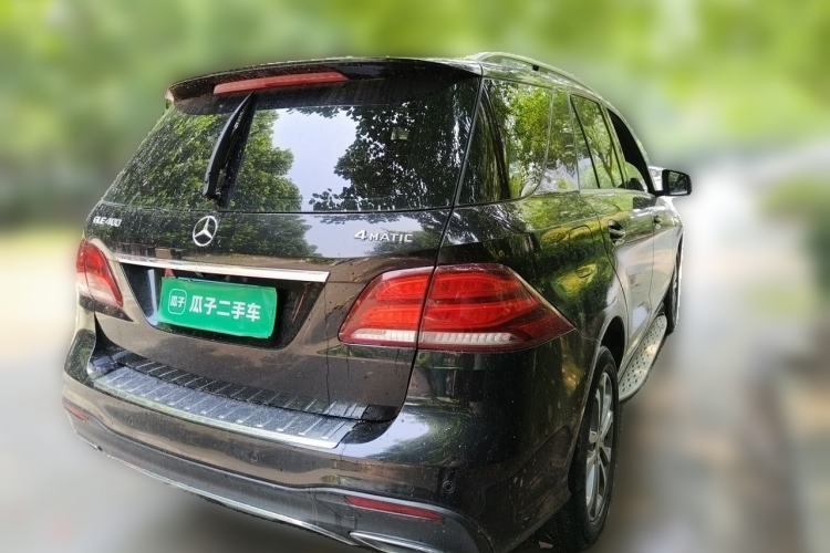 Used Mercedes-Benz GLE 2016 GLE 300 d 4MATIC Rear Right 45 Deg