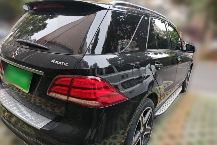 Used Mercedes-Benz GLE  Rear Right 45 Deg