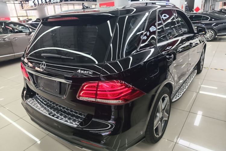 Used Mercedes-Benz GLE 2016 GLE 400 4MATIC Rear Right 45 Deg