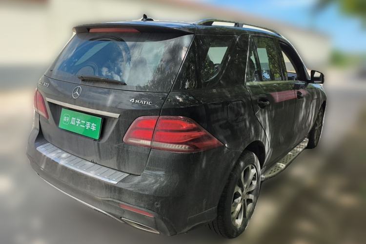 Used Mercedes-Benz GLE 2016 GLE 320 4MATIC Luxury Model Rear Right 45 Deg