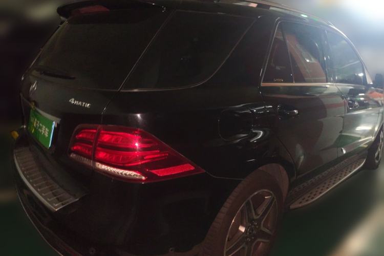 Used Mercedes-Benz GLE 2016 GLE 400 4MATIC Rear Right 45 Deg