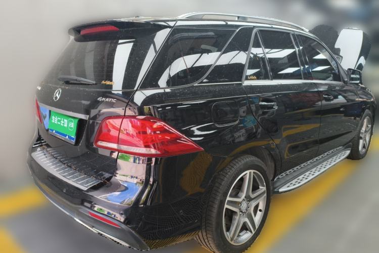 Used Mercedes-Benz GLE 2016 GLE 400 4MATIC Rear Right 45 Deg