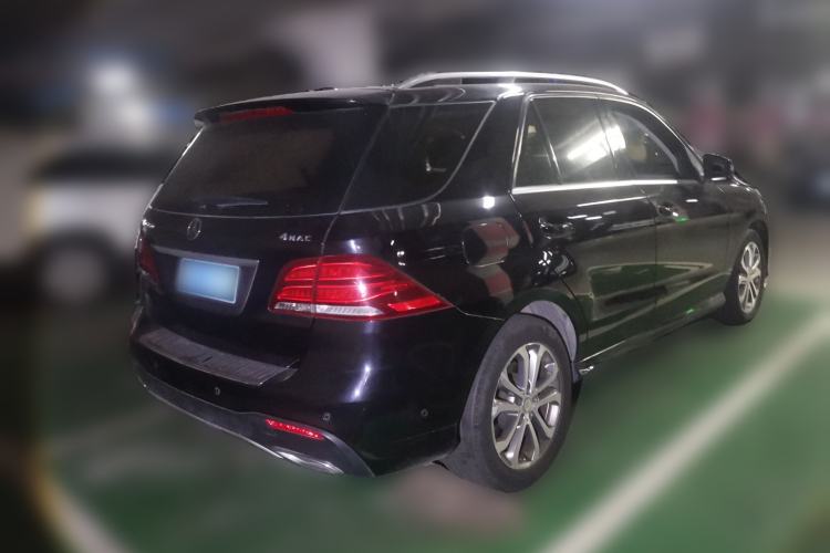 Used Mercedes-Benz GLE 2016 GLE 350 d 4MATIC Rear Right 45 Deg