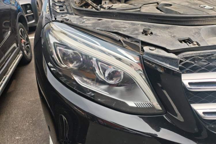 Used Mercedes-Benz GLE 2016 GLE 320 4MATIC Dynamic Edition Right Front Headlight