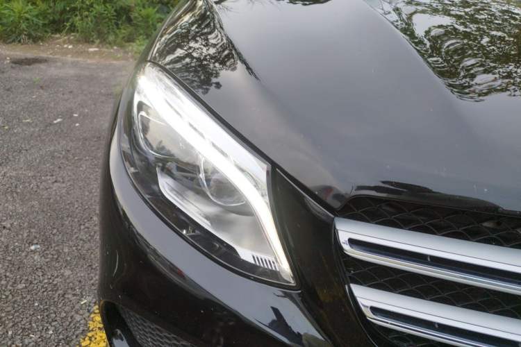 Used Mercedes-Benz GLE 2016 GLE 320 4MATIC Dynamic Edition Right Front Headlight