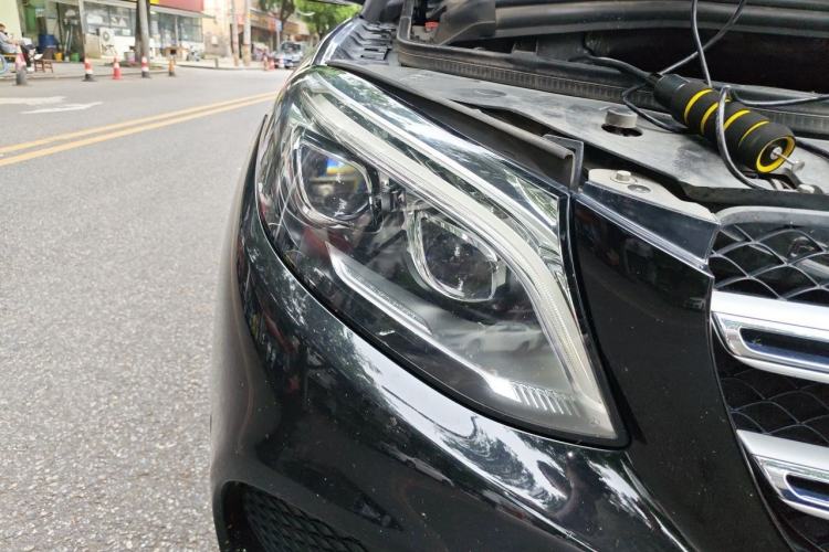 Used Mercedes-Benz GLE 2016 GLE 320 4MATIC Luxury Model Right Front Headlight