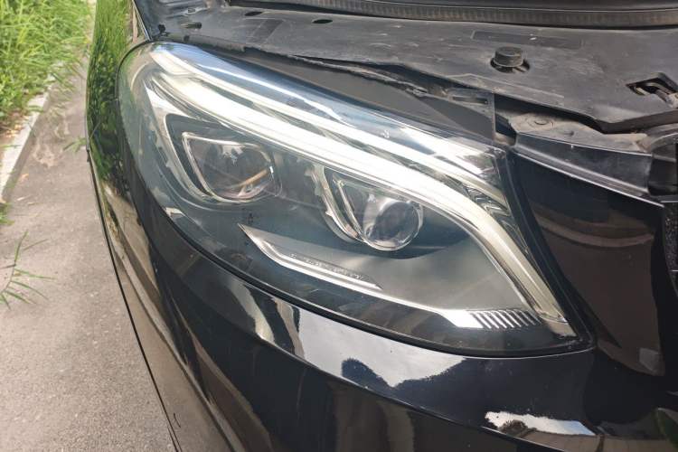 Used Mercedes-Benz GLE 2016 GLE 450 AMG 4MATIC Right Front Headlight