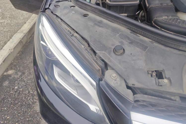 Used Mercedes-Benz GLE 2016 GLE 320 4MATIC Dynamic Edition Right Front Headlight