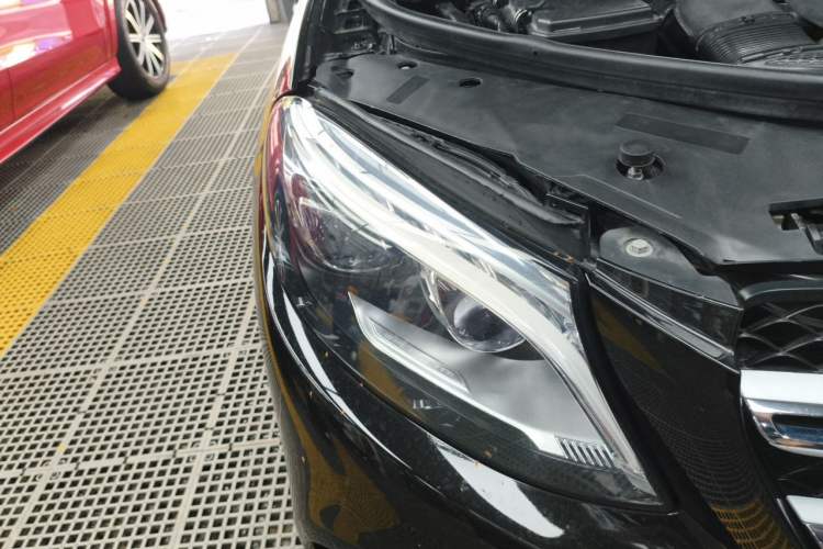 Used Mercedes-Benz GLE 2016 GLE 400 4MATIC Right Front Headlight