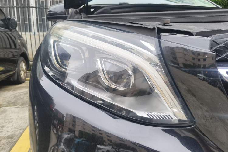 Used Mercedes-Benz GLE 2016 GLE 450 AMG 4MATIC Right Front Headlight