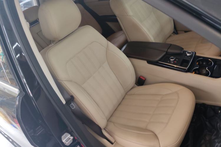 Used Mercedes-Benz GLE 2016 GLE 320 4MATIC Dynamic Edition Right Front Seat