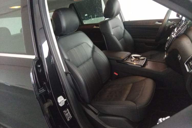 Used Mercedes-Benz GLE 2016 GLE 400 4MATIC Right Front Seat