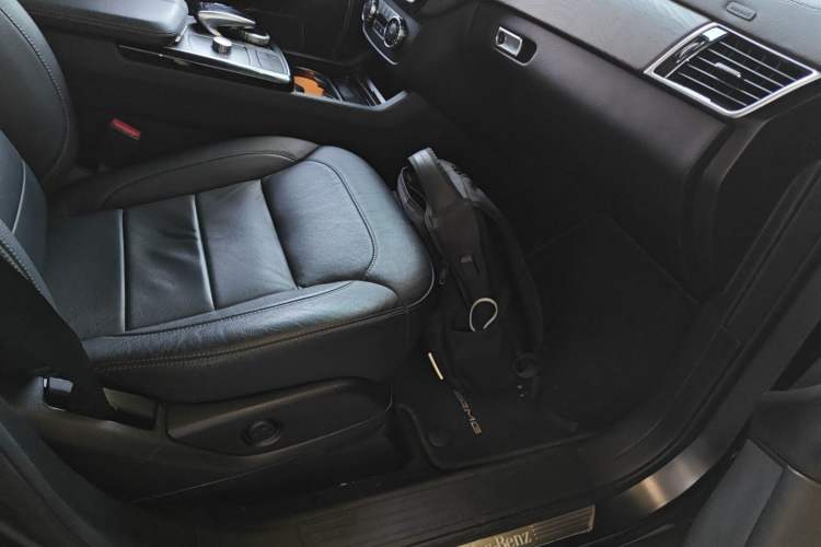 Used Mercedes-Benz GLE 2016 GLE 450 AMG 4MATIC Right Front Seat