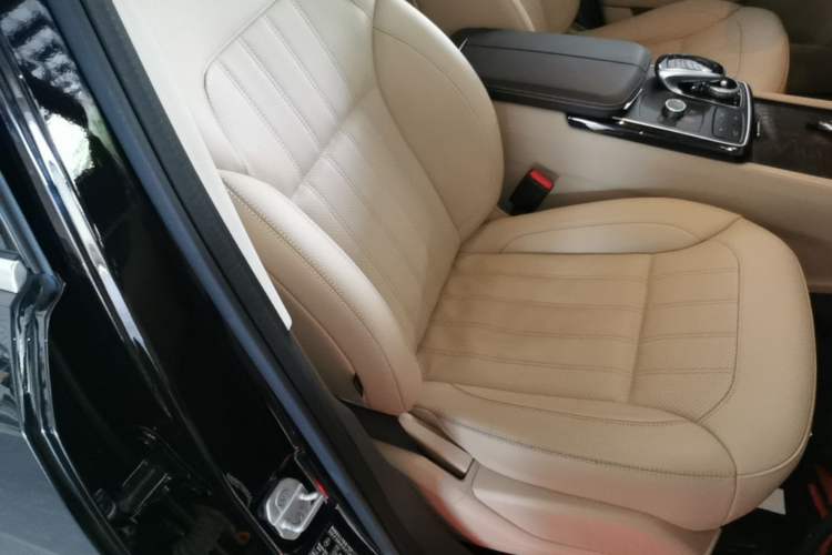 Used Mercedes-Benz GLE 2016 GLE 400 4MATIC Right Front Seat