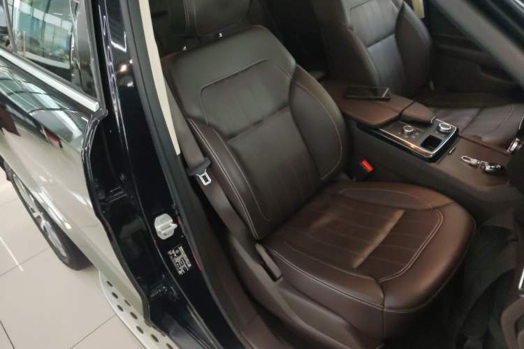 Used Mercedes-Benz GLE 2016 GLE 320 4MATIC Dynamic Edition Right Front Seat