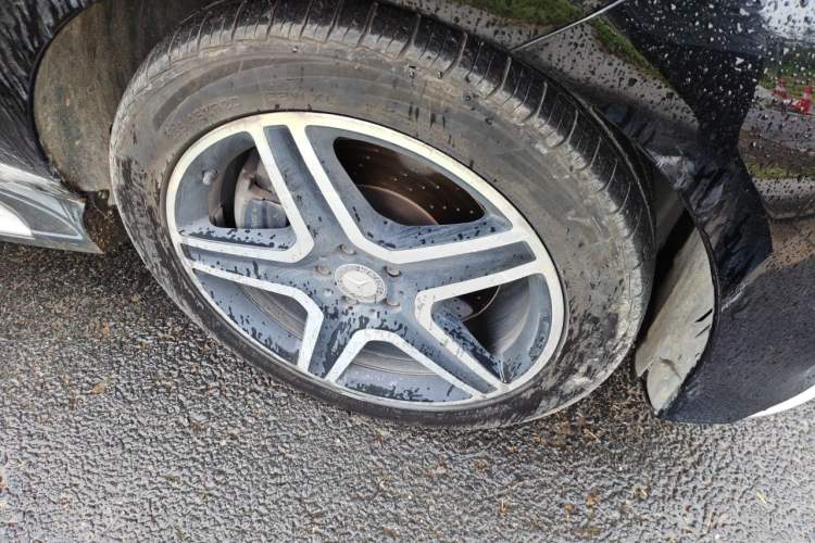 Used Mercedes-Benz GLE 2016 GLE 450 AMG 4MATIC Right Front Wheel Hub