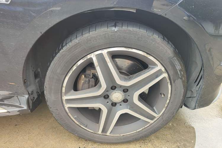 Used Mercedes-Benz GLE 2016 GLE 450 AMG 4MATIC Right Front Wheel Hub