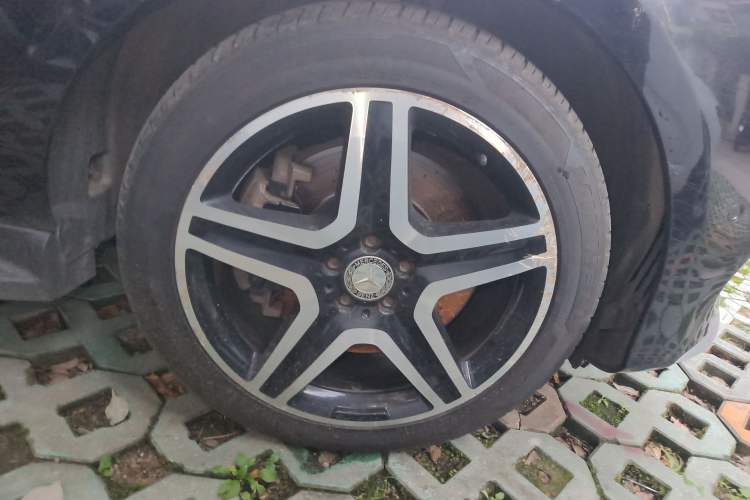 Used Mercedes-Benz GLE 2016 GLE 450 AMG 4MATIC Right Front Wheel Hub