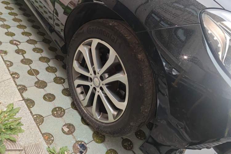 Used Mercedes-Benz GLE 2016 GLE 350 d 4MATIC Right Front Wheel Hub
