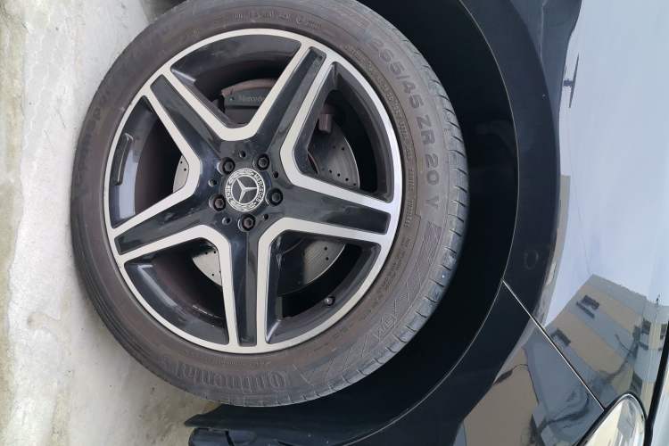 Used Mercedes-Benz GLE 2016 GLE 450 AMG 4MATIC Right Front Wheel Hub