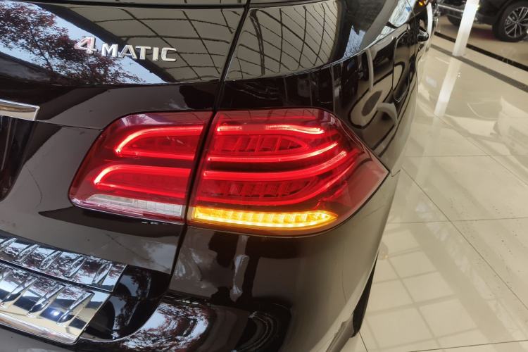 Used Mercedes-Benz GLE 2016 GLE 400 4MATIC Right Rear Taillight