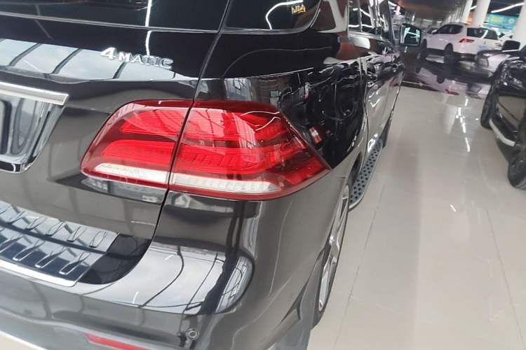 Used Mercedes-Benz GLE 2016 GLE 400 4MATIC Right Rear Taillight