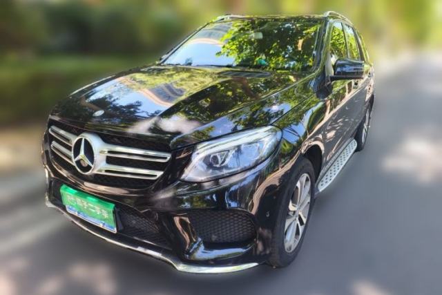 Ojetý Mercedes-Benz GLE 2016 GLE 320 4MATIC Dynamic Edition