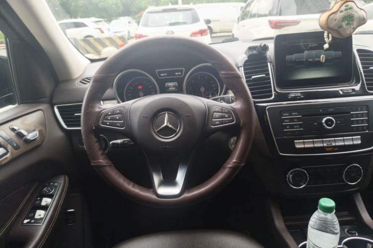 Used Mercedes-Benz GLE 2016 GLE 320 4MATIC Dynamic Edition Steering Wheel