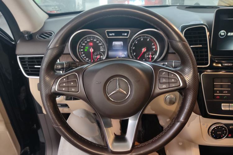 Used Mercedes-Benz GLE 2016 GLE 320 4MATIC Dynamic Edition Steering Wheel
