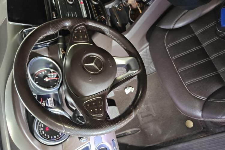 Used Mercedes-Benz GLE 2016 GLE 320 4MATIC Dynamic Edition Steering Wheel