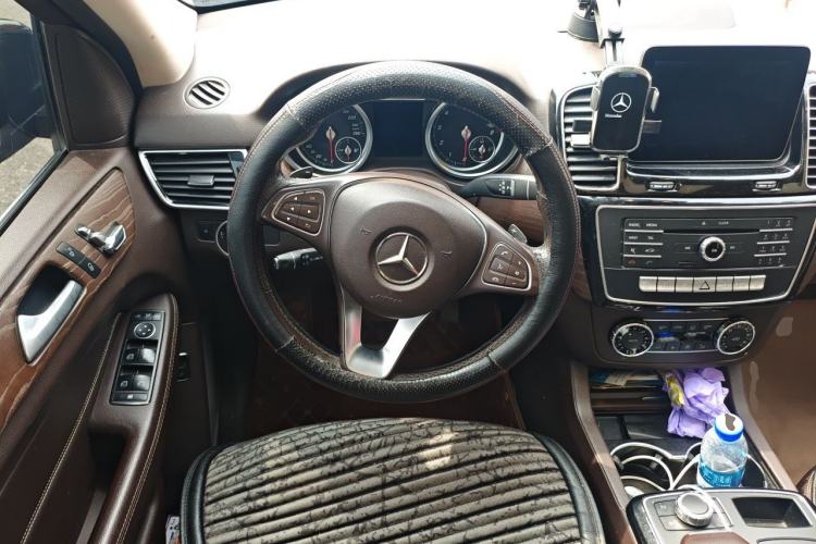 Used Mercedes-Benz GLE 2016 GLE 320 4MATIC Dynamic Edition Steering Wheel