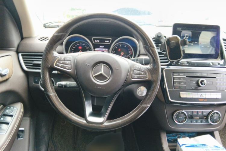 Used Mercedes-Benz GLE 2016 GLE 320 4MATIC Dynamic Edition Steering Wheel