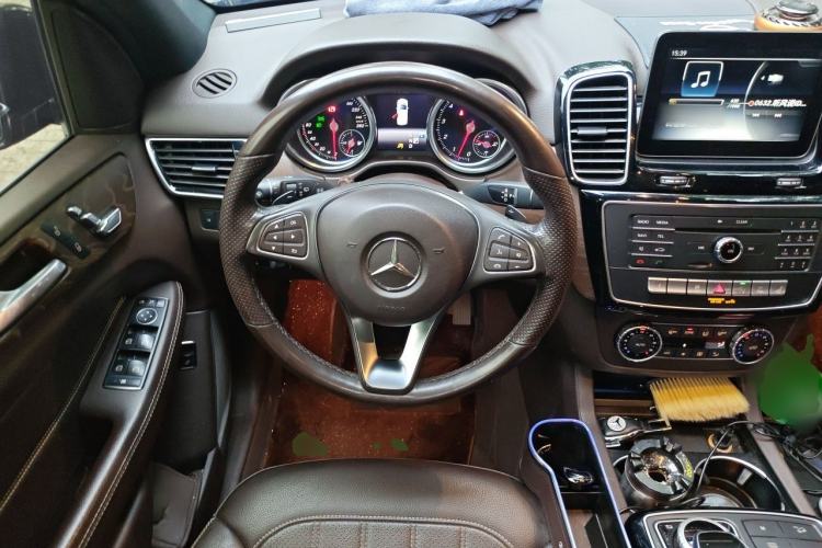 Used Mercedes-Benz GLE 2016 GLE 320 4MATIC Luxury Model Steering Wheel